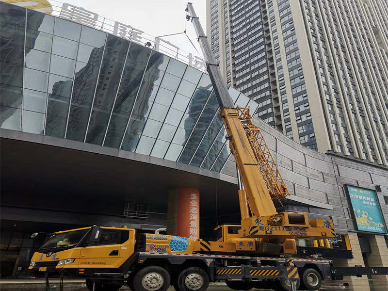 湛江東康起重工程有限公司,吊車(chē)出租,大件吊裝,起重機(jī)租賃公司,附近汽車(chē)吊裝租賃